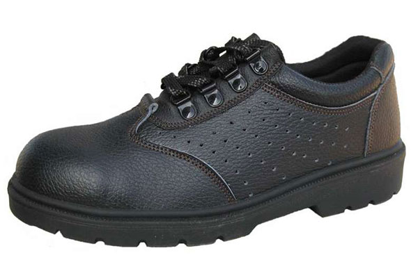 Safety Shoe Comfort and Fit Are Key